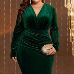 Elegant Green Velvet Dress